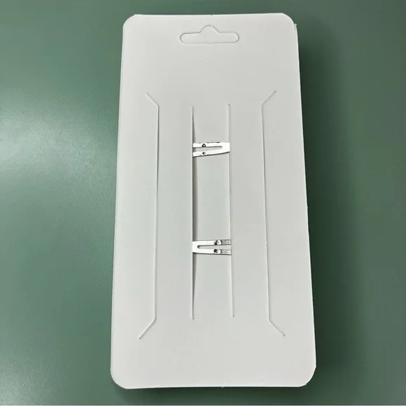 Kawaii Handmade Cream Glue Floral Hair Clips with Purple Designs - Picture 3 of 5